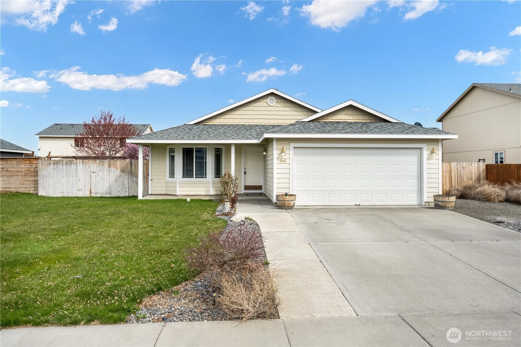 Property photo for 2013 S Stirling Avenue, Moses Lake