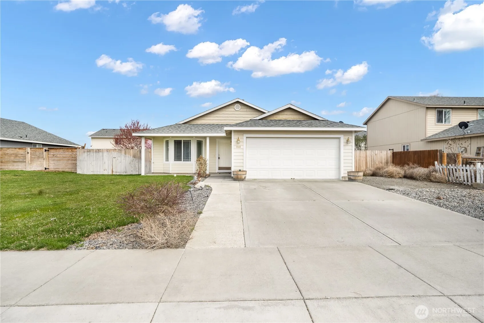 Property photo for 2013 S Stirling Avenue, Moses Lake photo 2