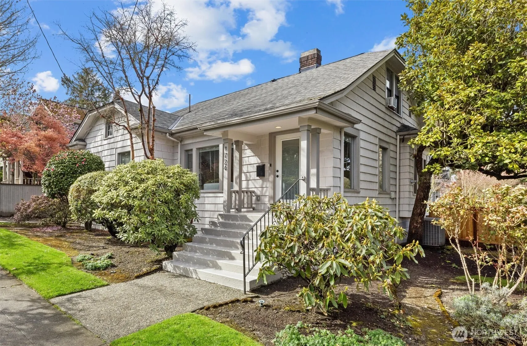 1724 E Galer Street, Seattle