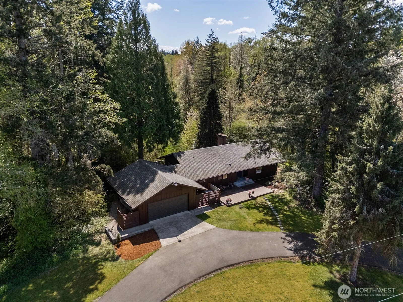 Property photo for 4749 Pleasant Glade Road Ne, Olympia photo 4