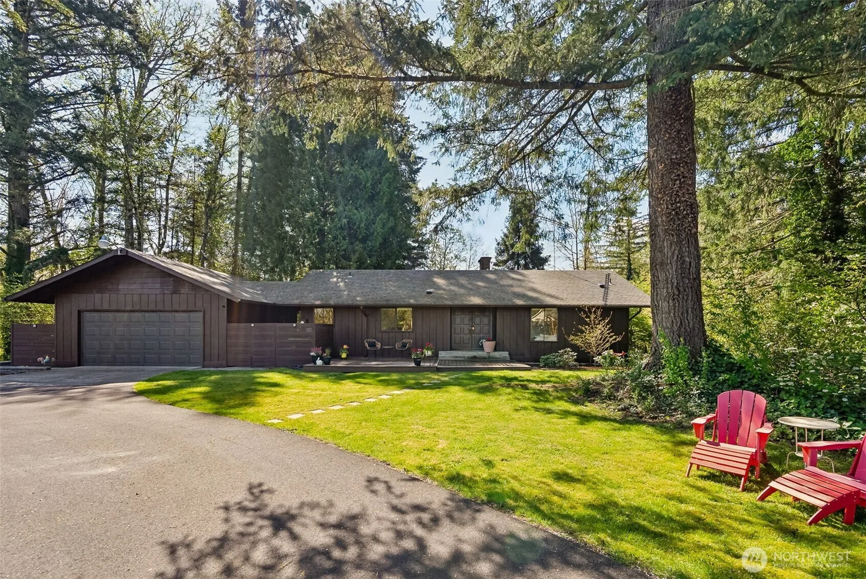 Property photo for 4749 Pleasant Glade Road Ne, Olympia