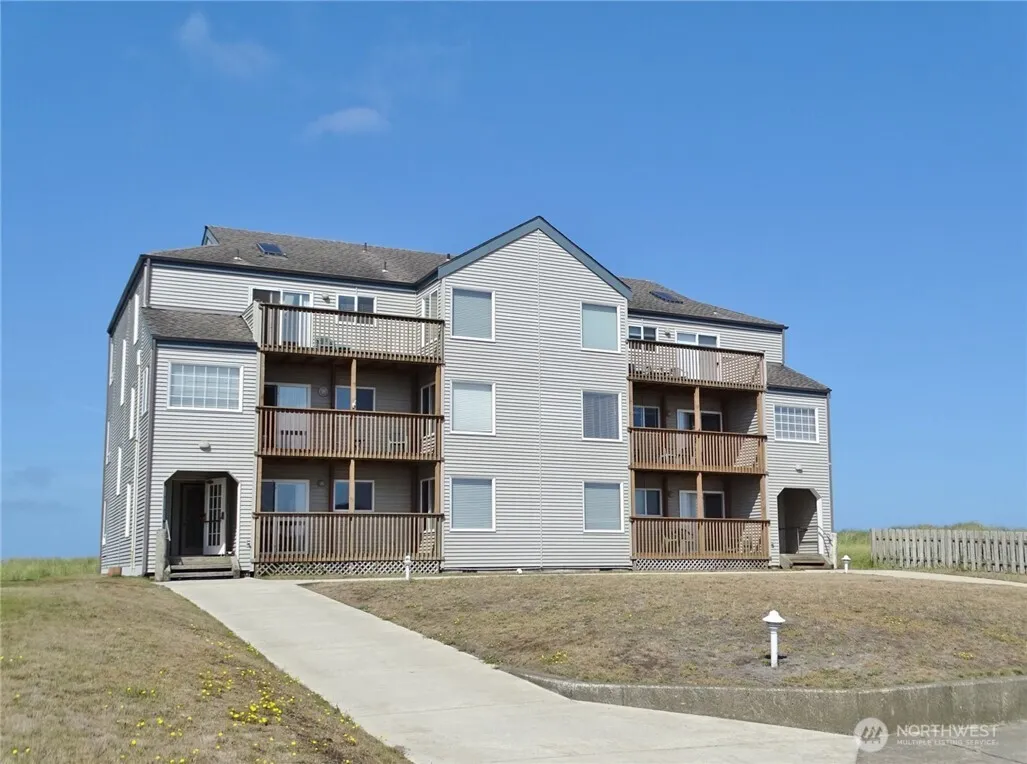 Property photo for 1399 Ocean Shores Boulevard Sw #2s-f, Ocean Shores photo 5
