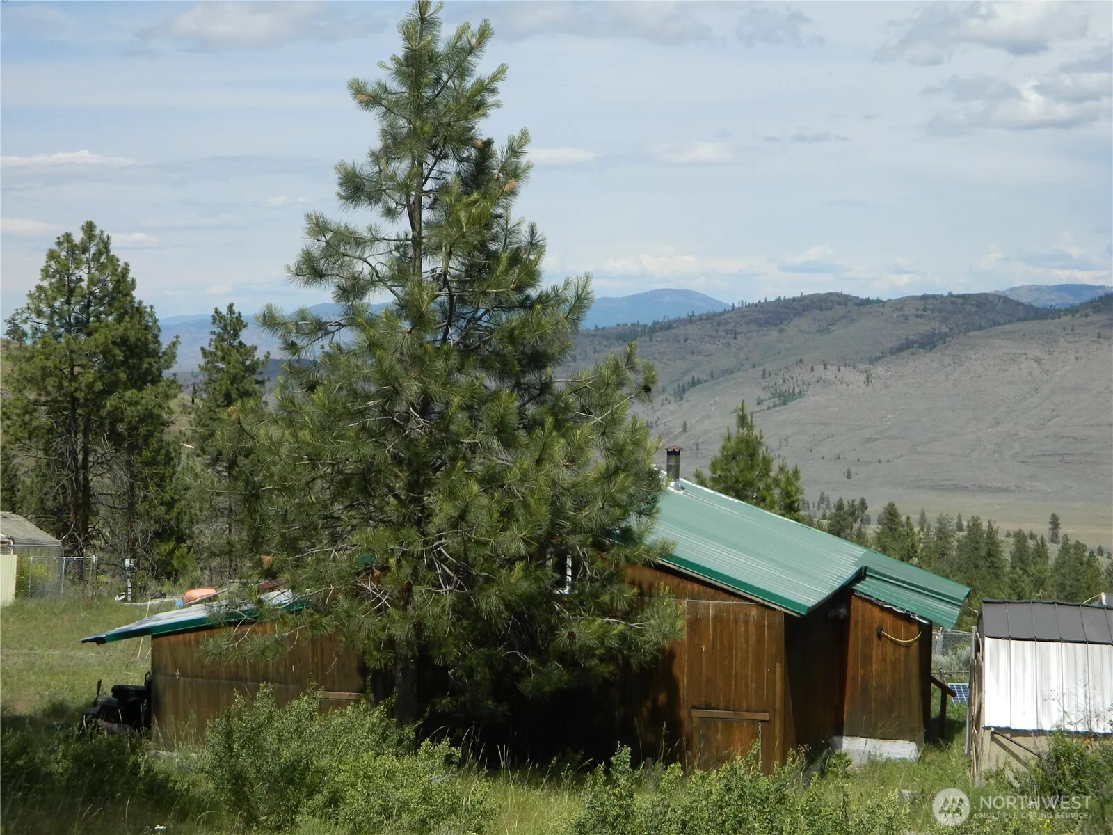 Property photo for 428 Five Mile Road, Tonasket