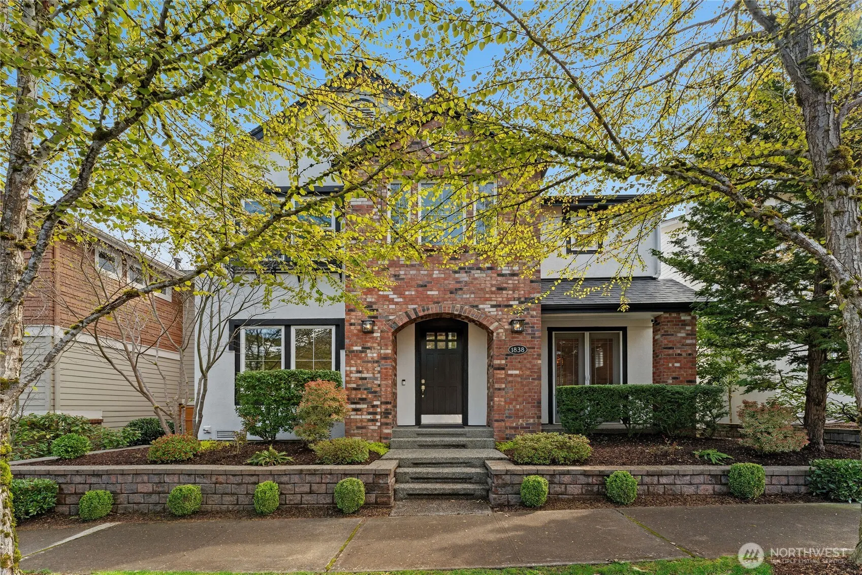 1838 11th Ave Ne #7, Issaquah