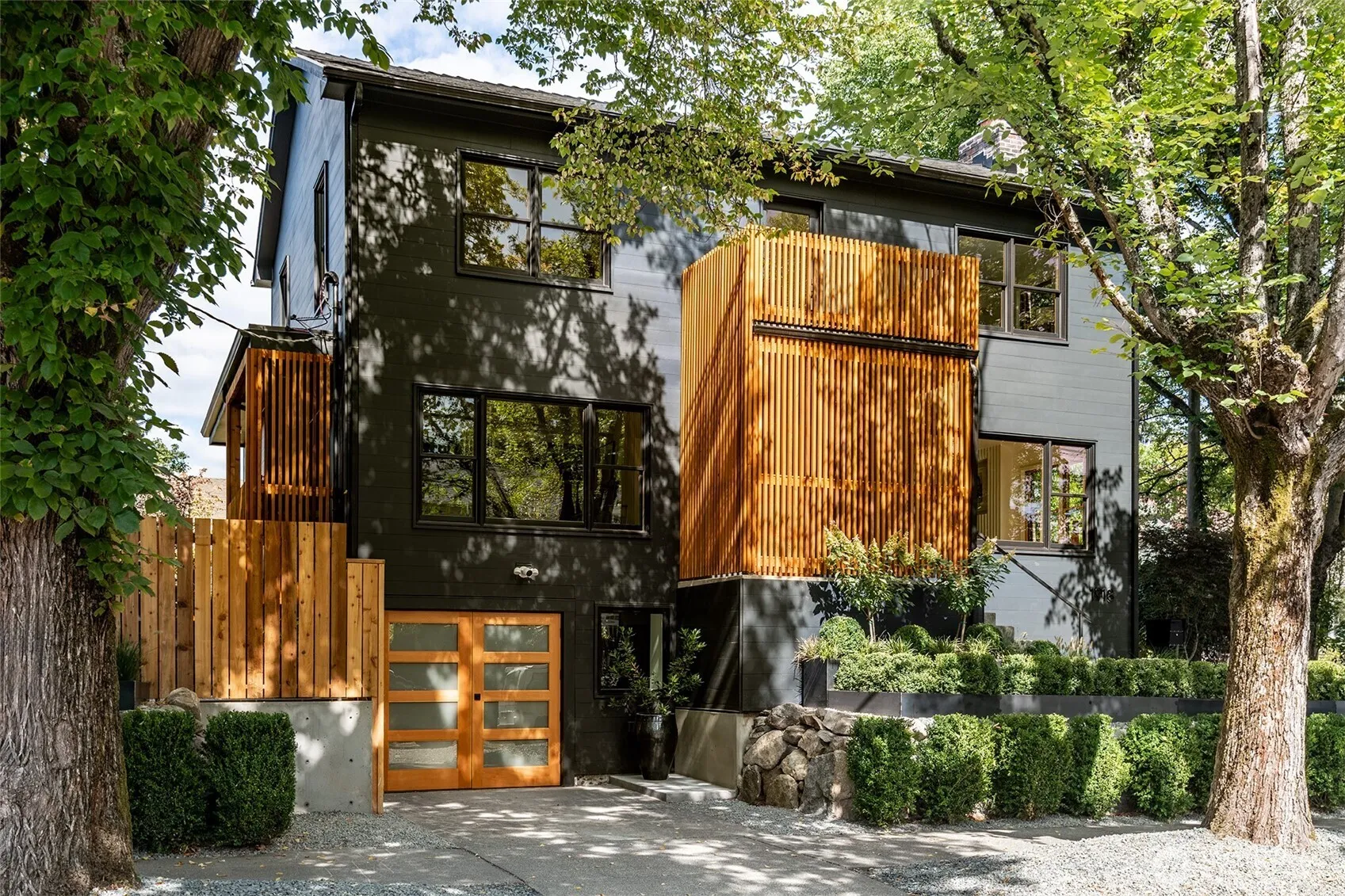 1918 E Roy Street, Seattle