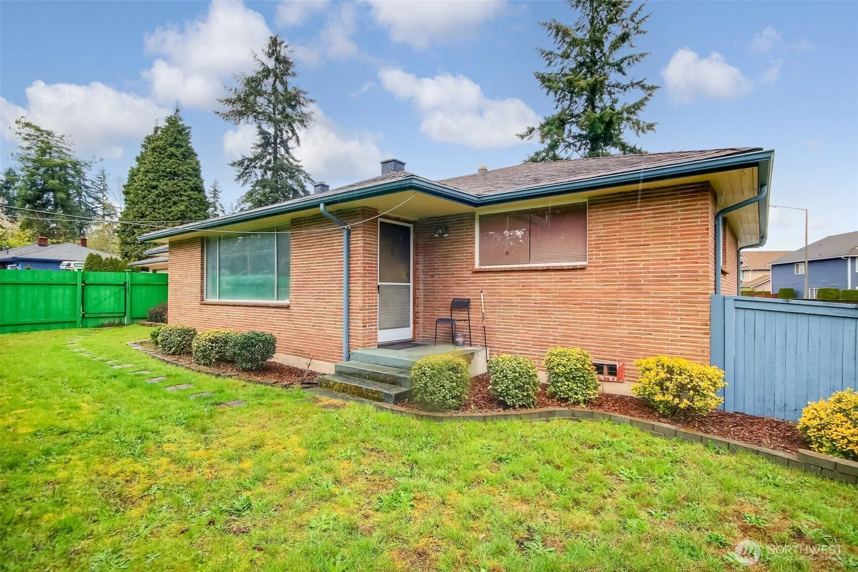 810 Sw 356th Street, Federal Way