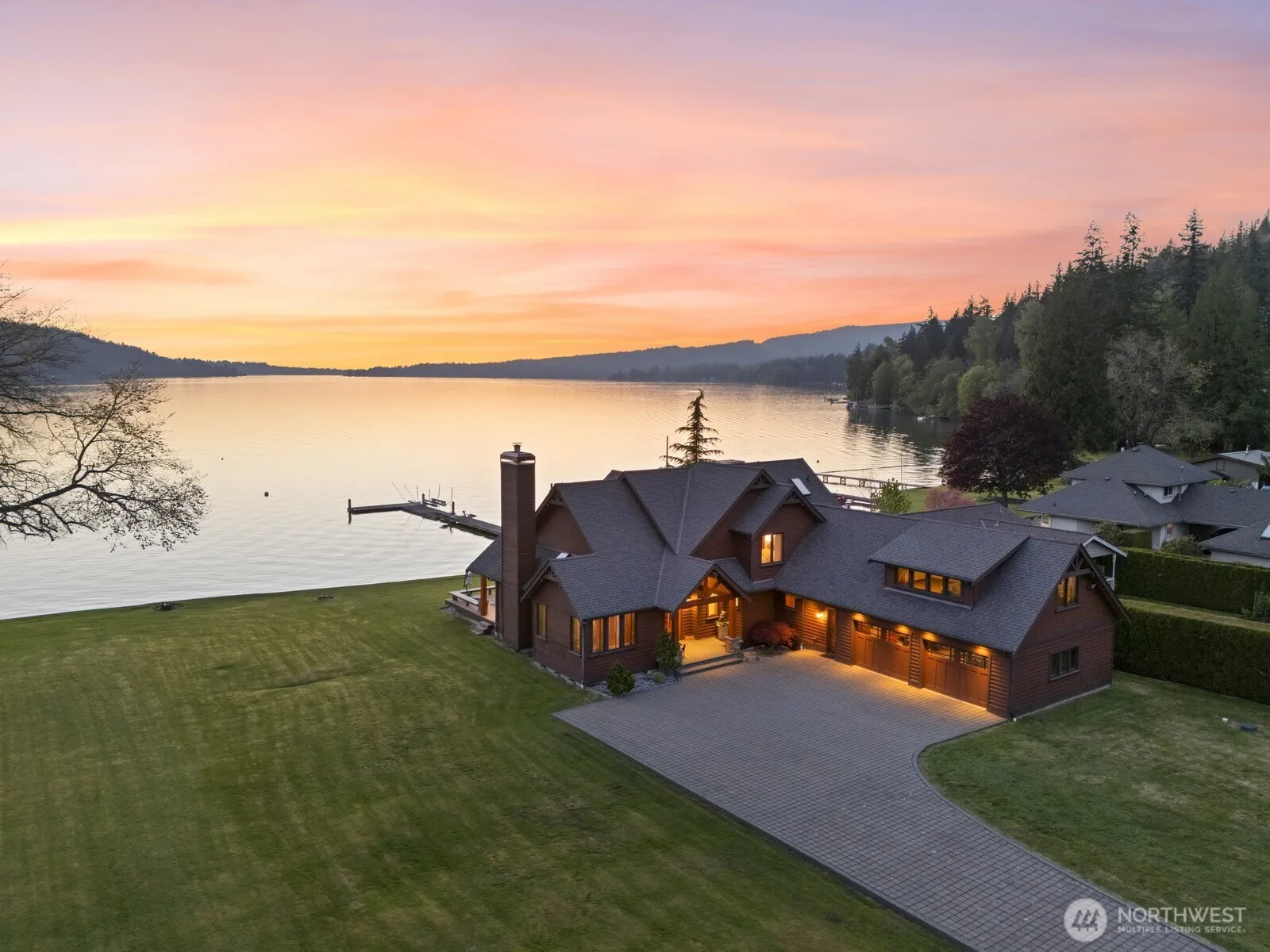Property photo for 3193 Northshore Road, Bellingham photo 2