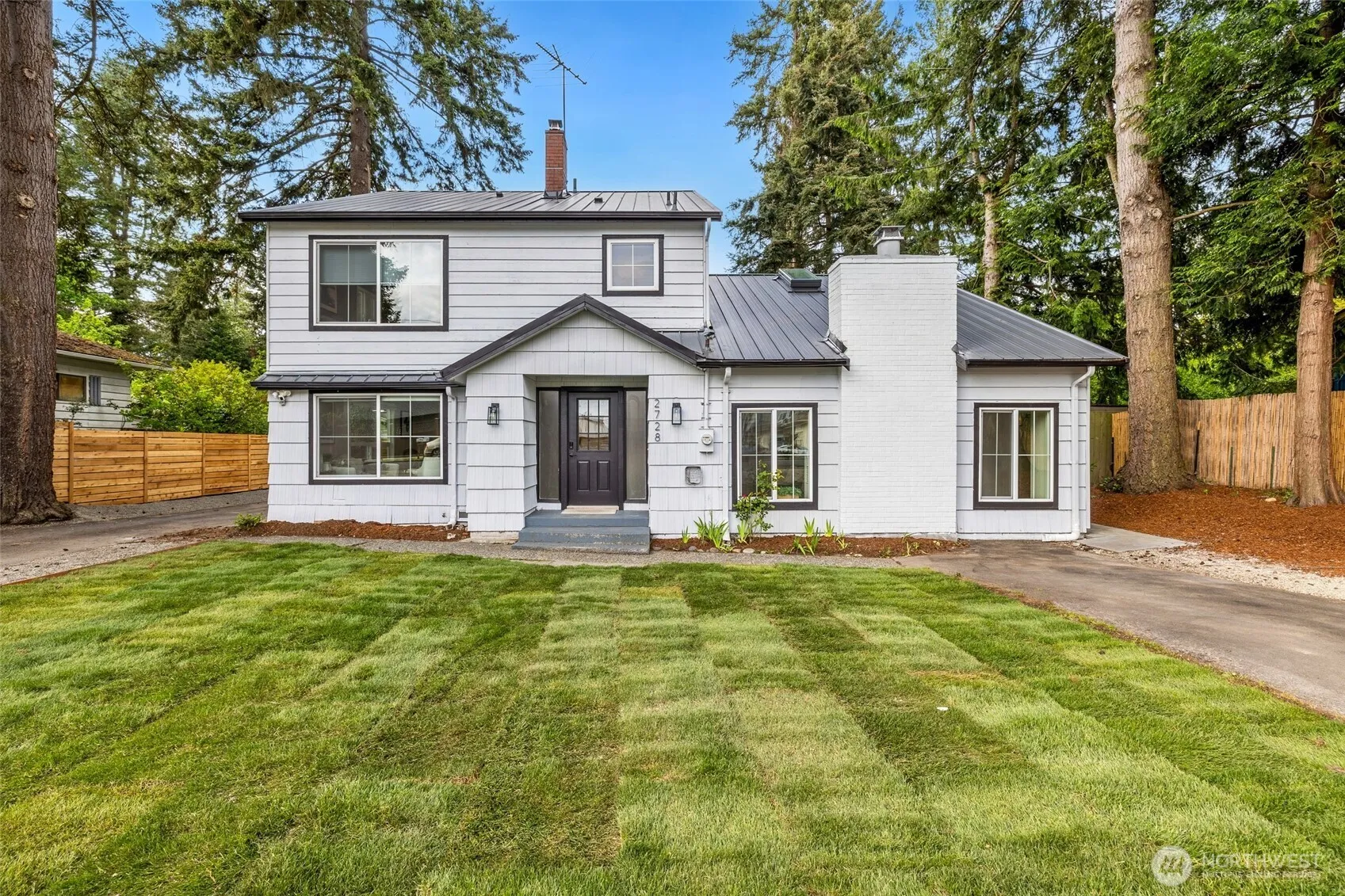 Property photo for 2728 Ne 130th Street, Seattle