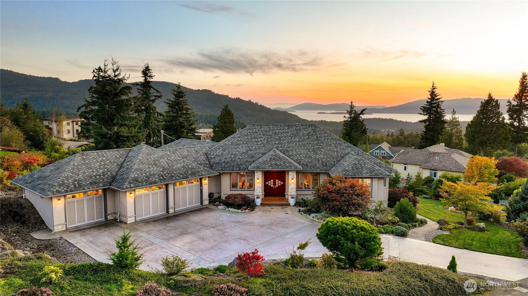 Property photo for 4214 Samish Crest Drive, Bellingham photo 2