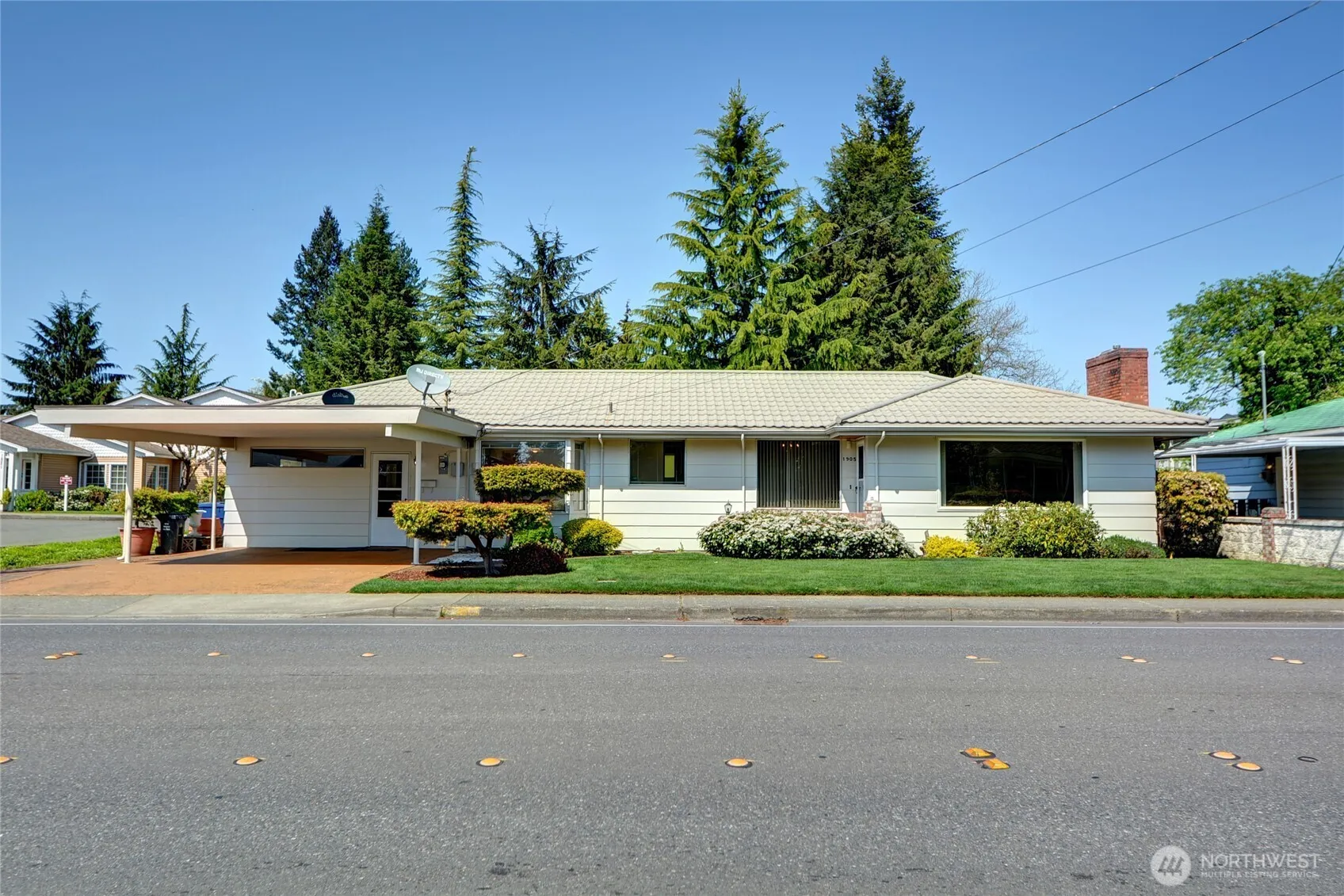 Property photo for 1905 Grove Street, Marysville