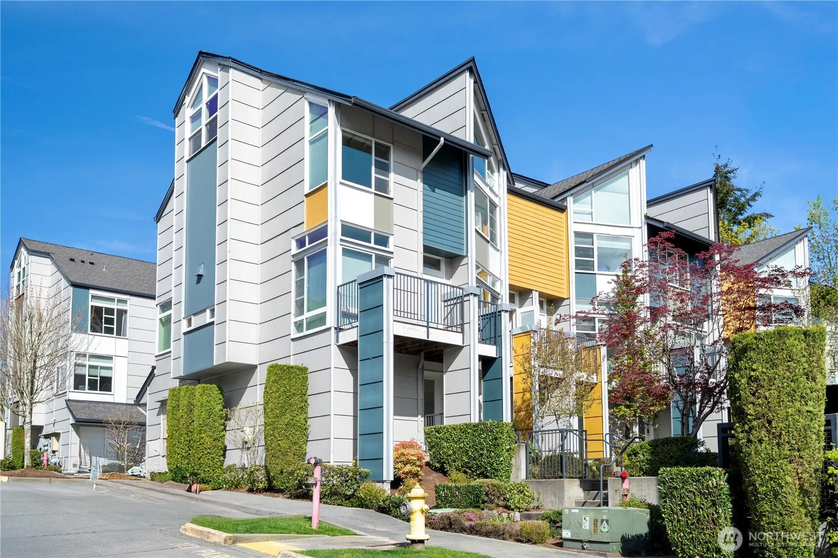 15130 Ne 81st Way #102, Redmond