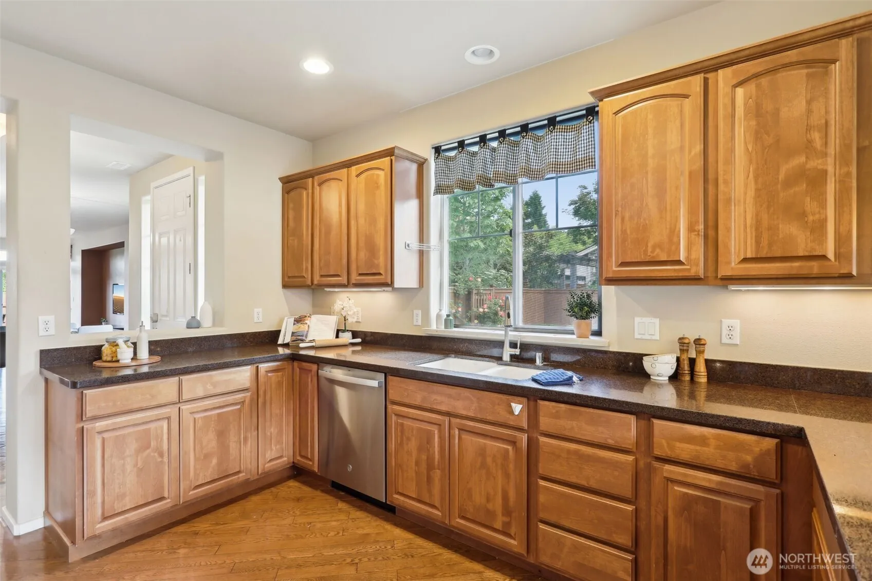 Property photo for 4927 Spokane Court Ne, Lacey photo 5