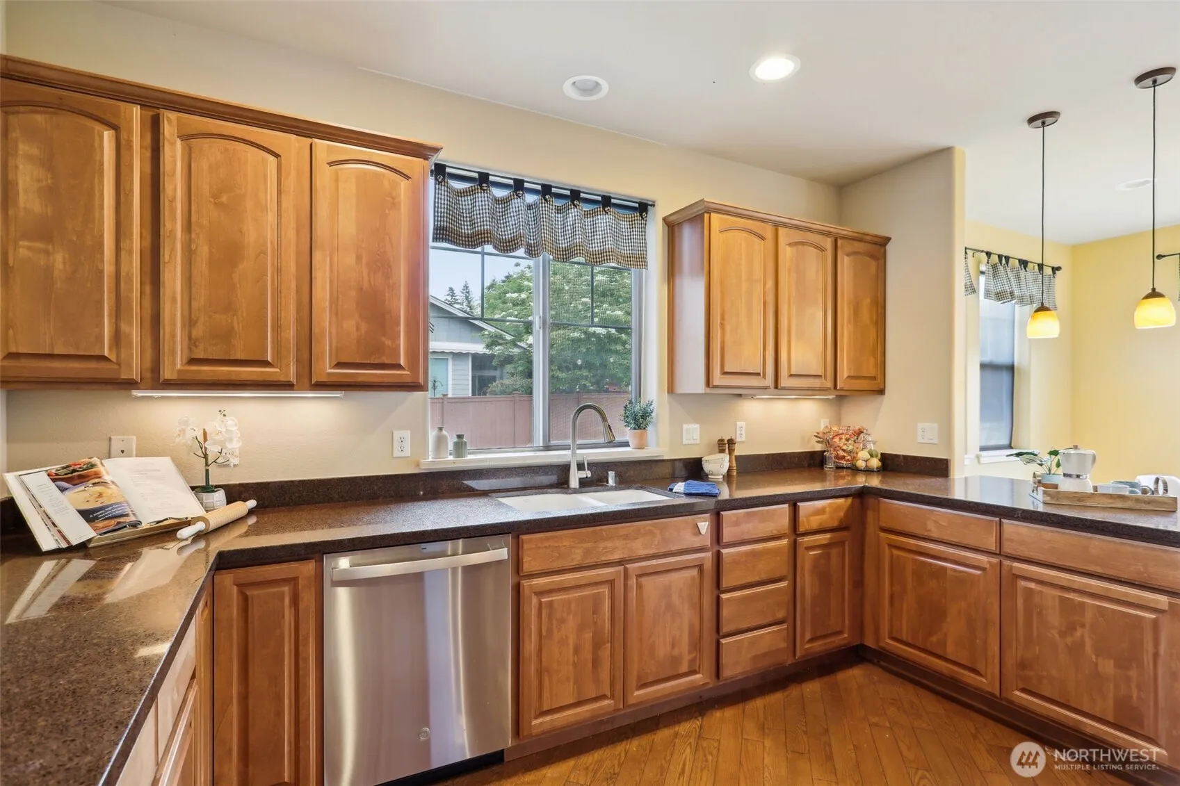 Property photo for 4927 Spokane Court Ne, Lacey photo 4