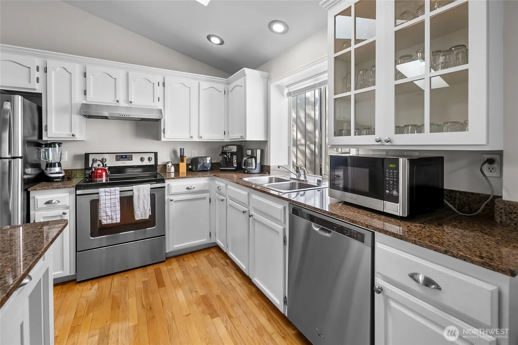 Property photo for 1612 26th Avenue, Seattle photo 4