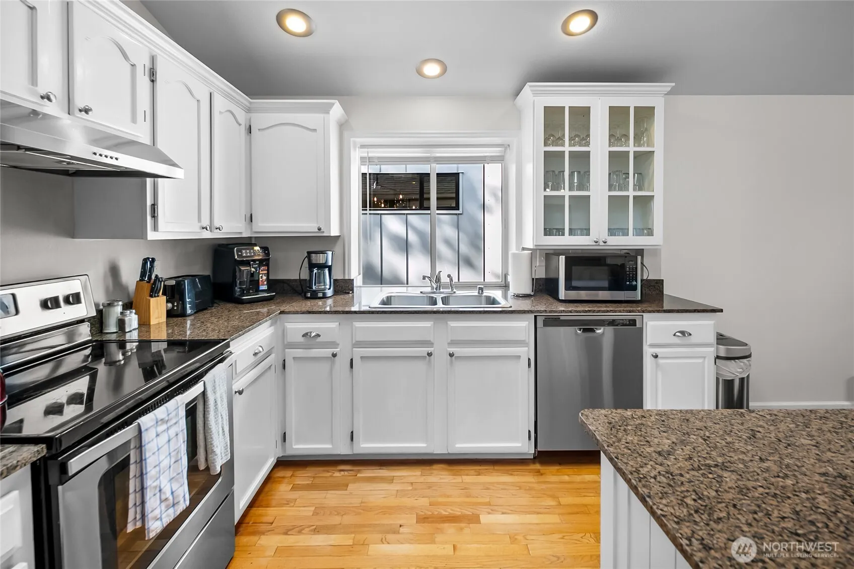 Property photo for 1612 26th Avenue, Seattle photo 5