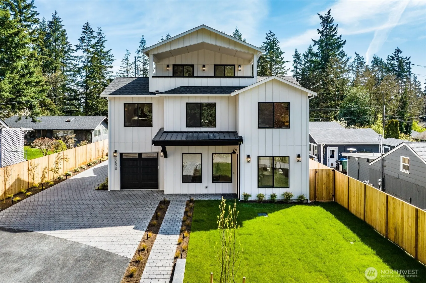 12520 2nd Avenue Ne, Seattle