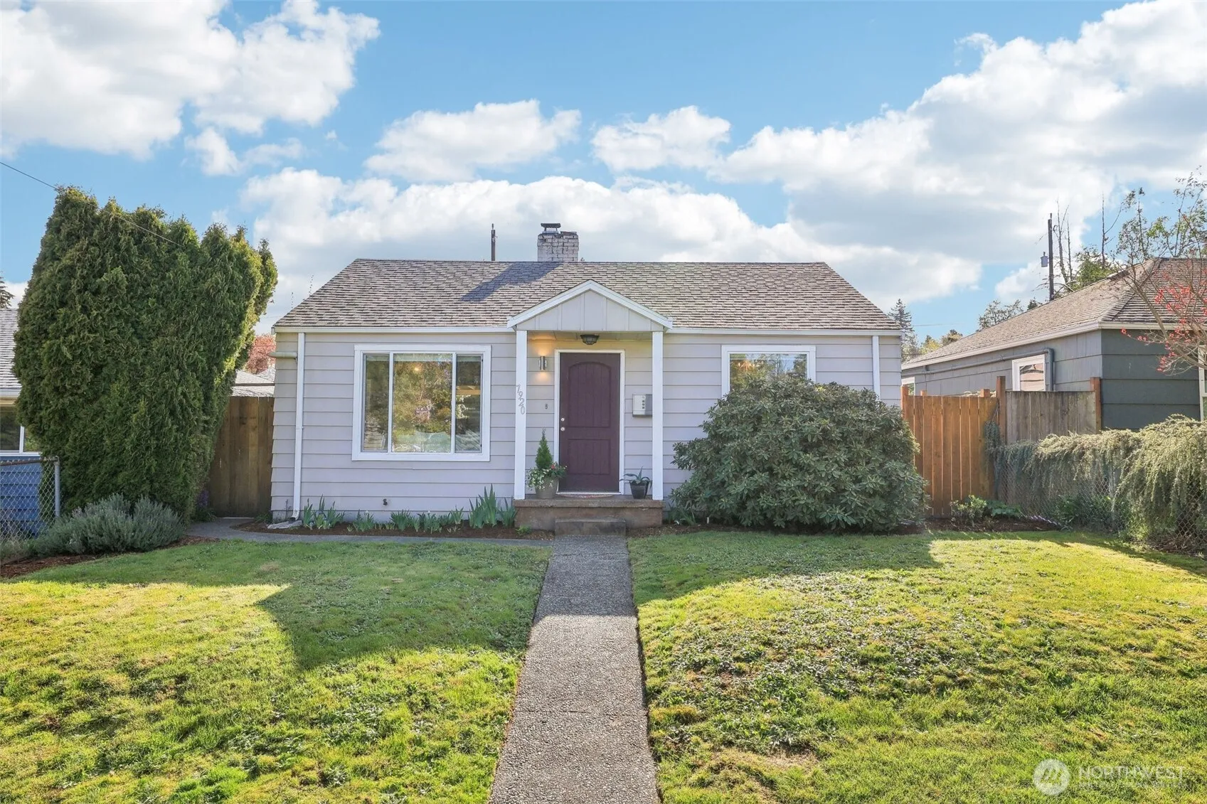 Property photo for 7920 17th Avenue Sw, Seattle