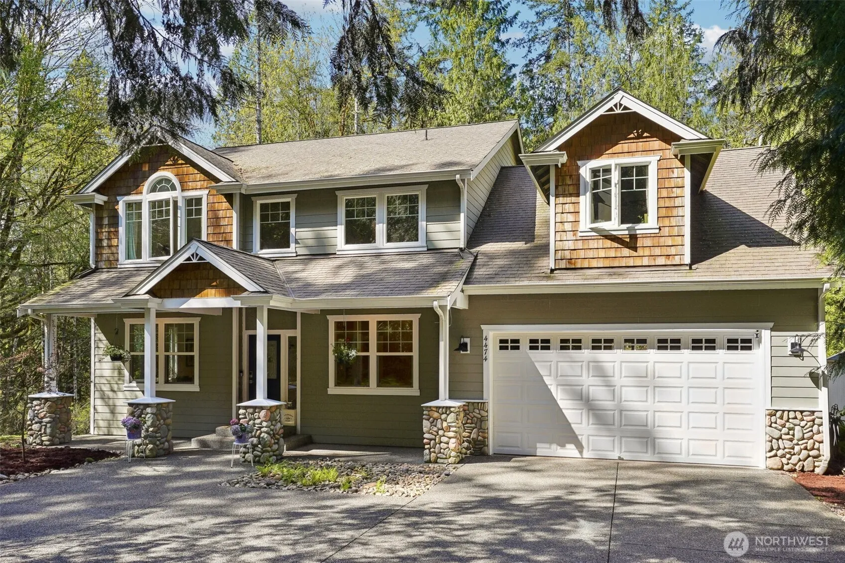 Property photo for 4474 Long Lake Road Se, Port Orchard