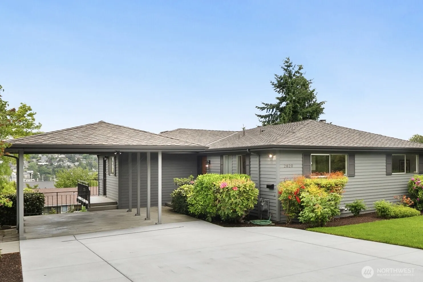 Property photo for 2820 25th Avenue W, Seattle