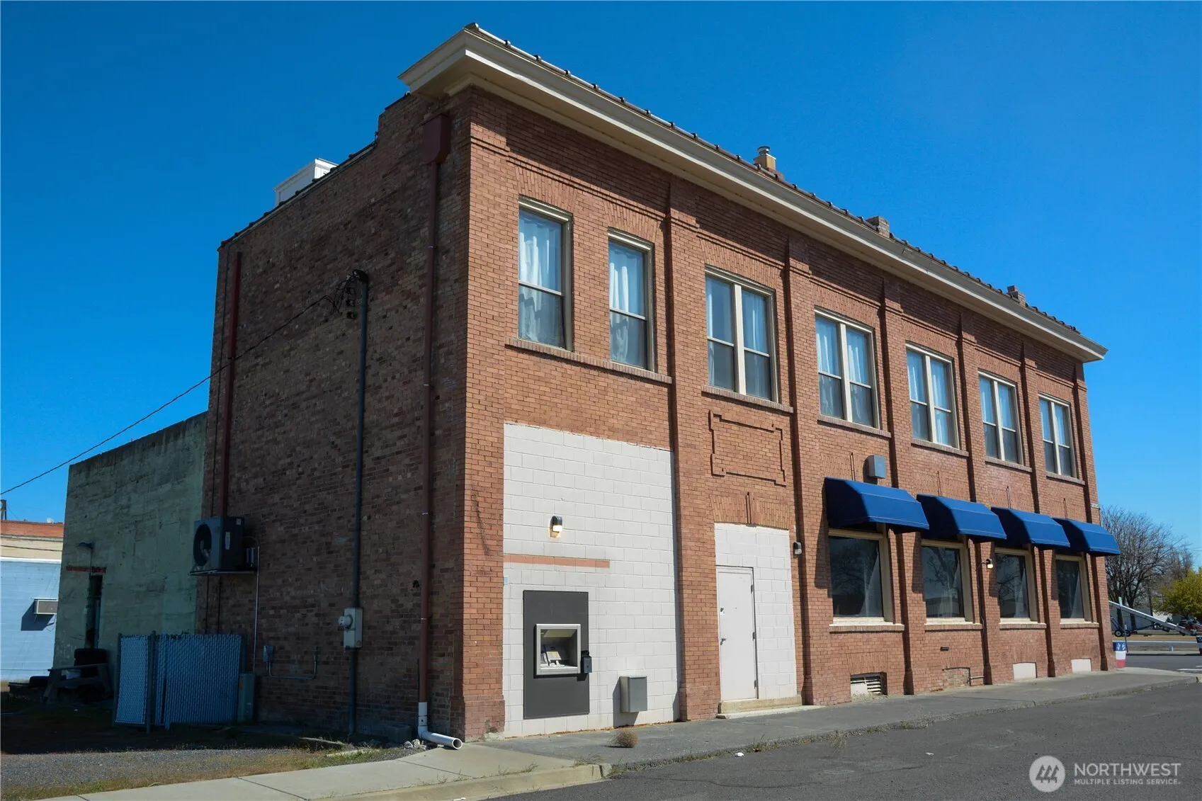Property photo for 101 N I Street, Lind photo 2