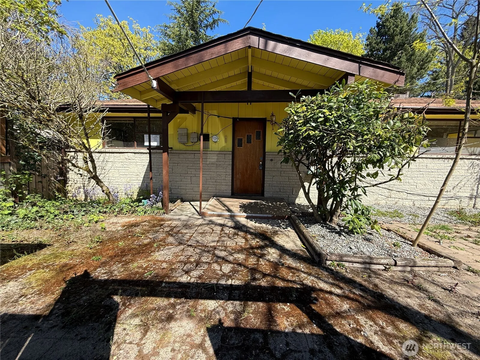 Property photo for 2730 Ne 96th Street, Seattle