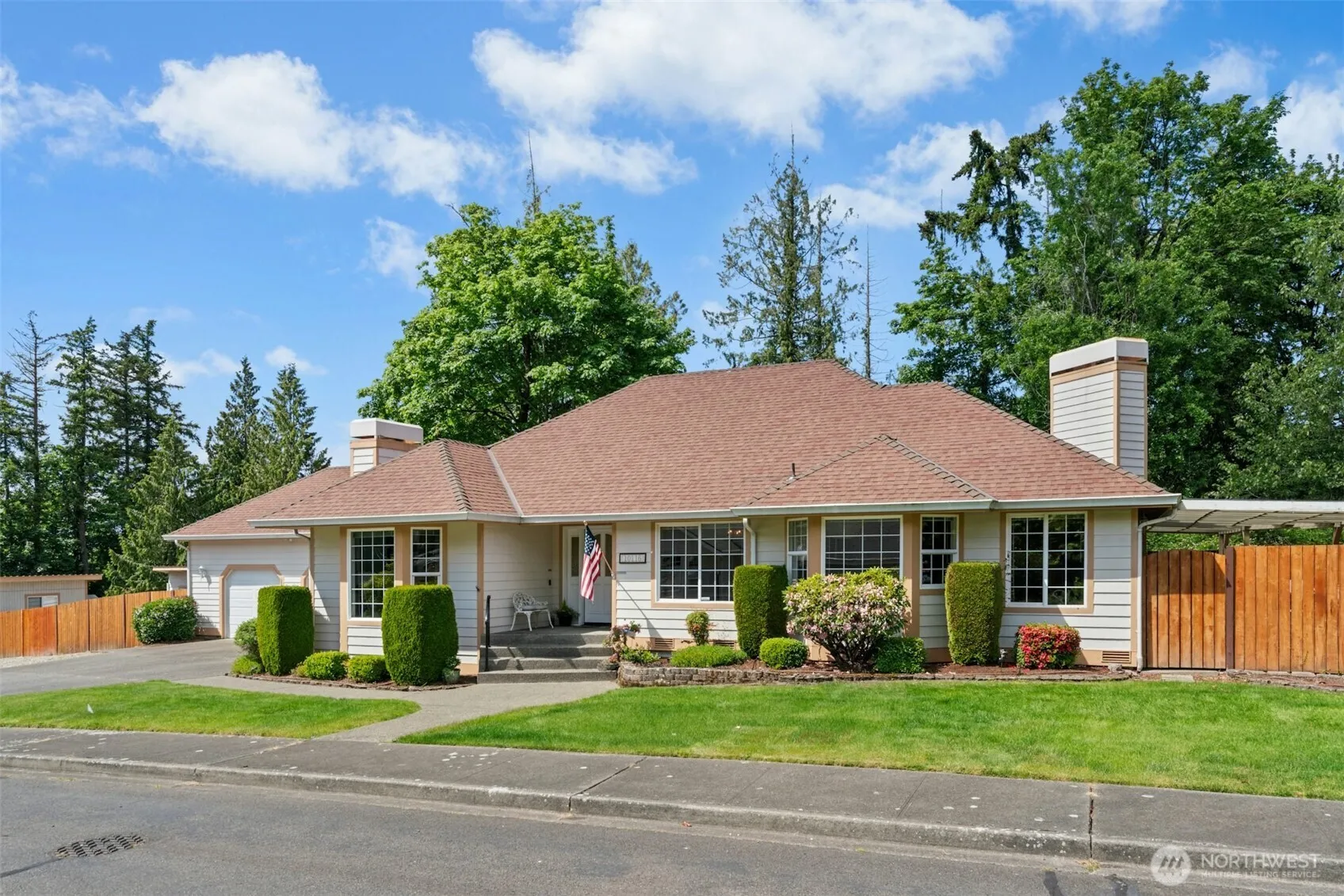 Property photo for 10116 Se 188th Street, Renton photo 2