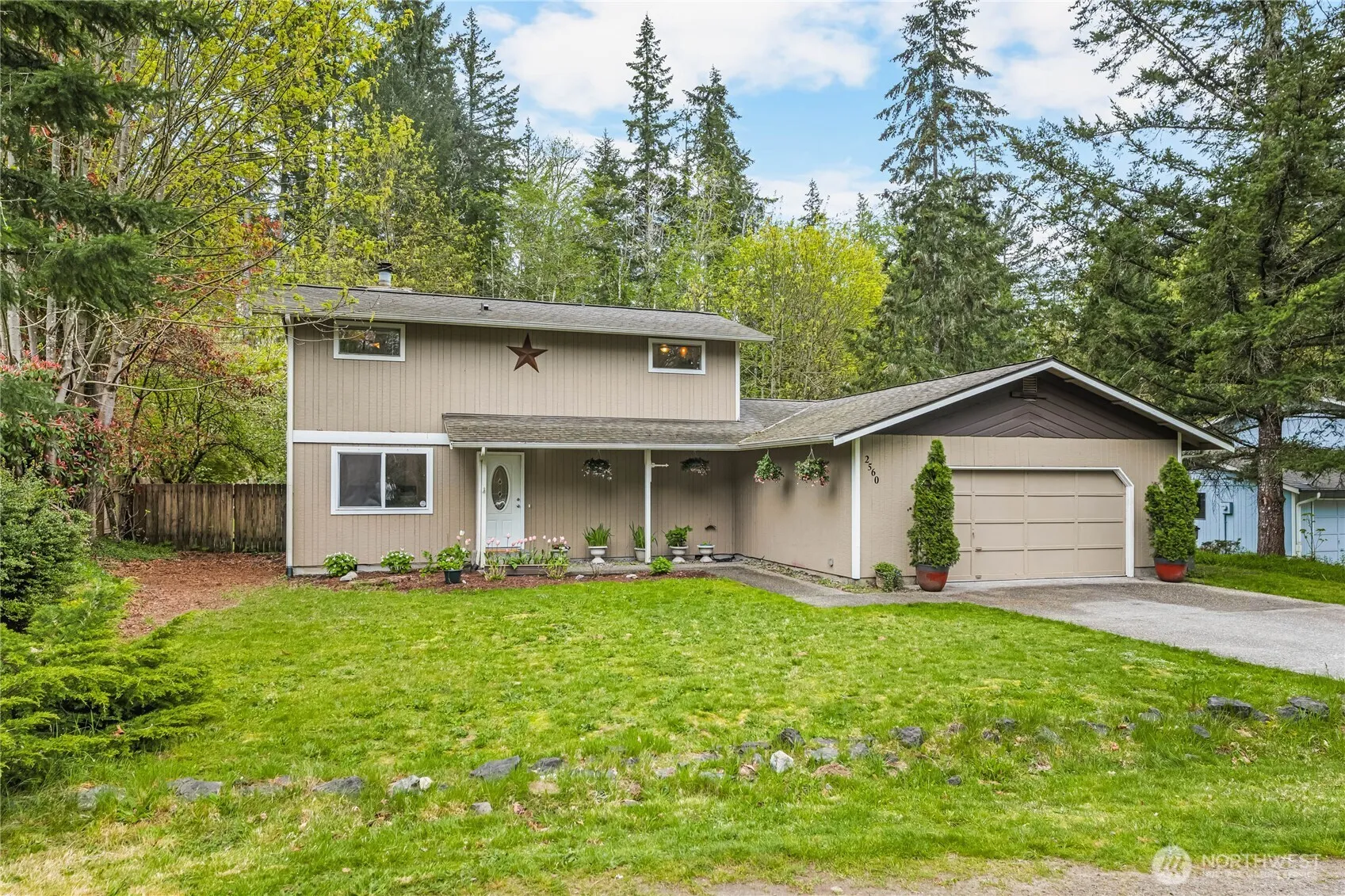 Property photo for 2560 Se Brookwood Drive, Port Orchard