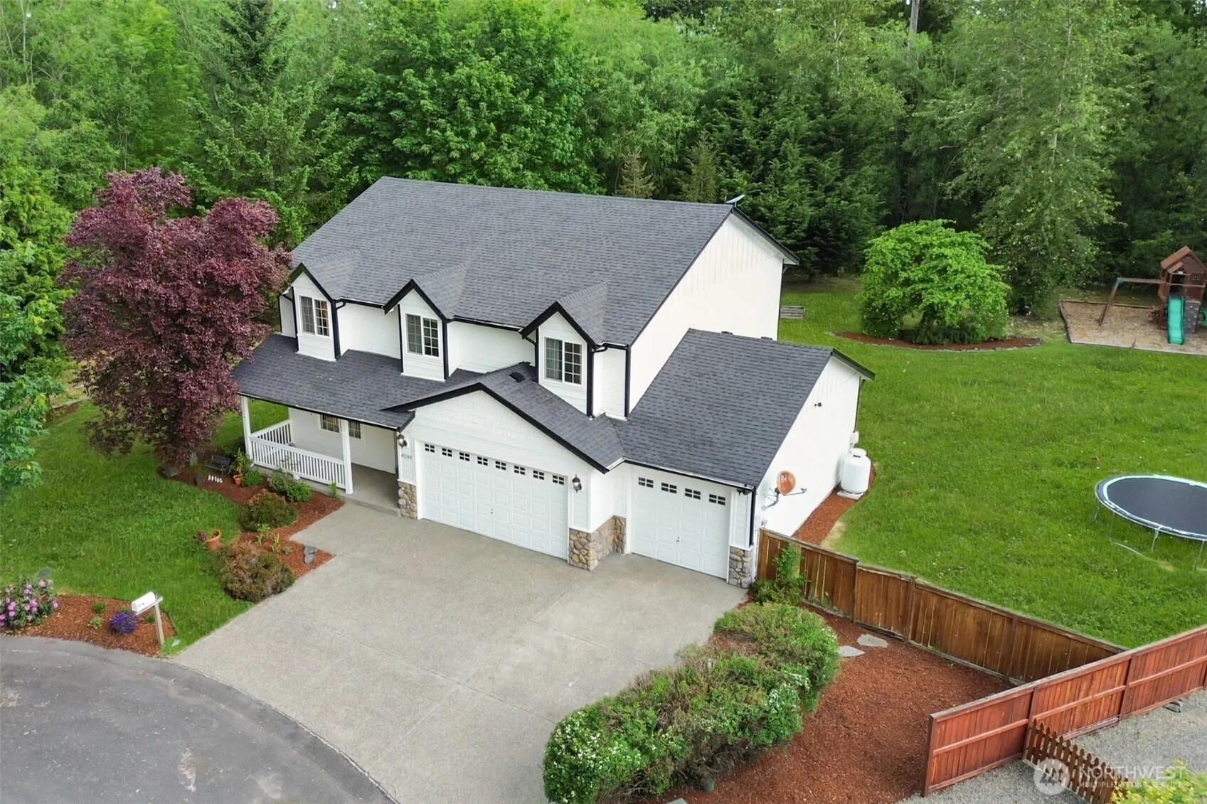 Property photo for 8203 32nd Avenue E, Tacoma photo 2