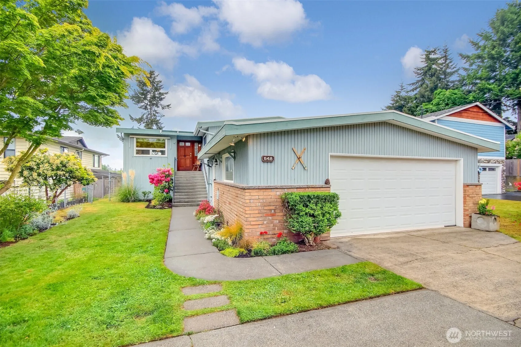 Property photo for 548 6th Avenue S, Edmonds
