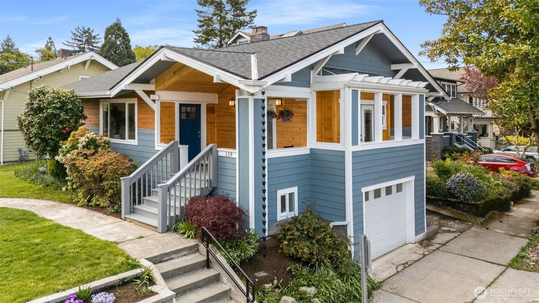 Property photo for 119 37th Avenue E, Seattle
