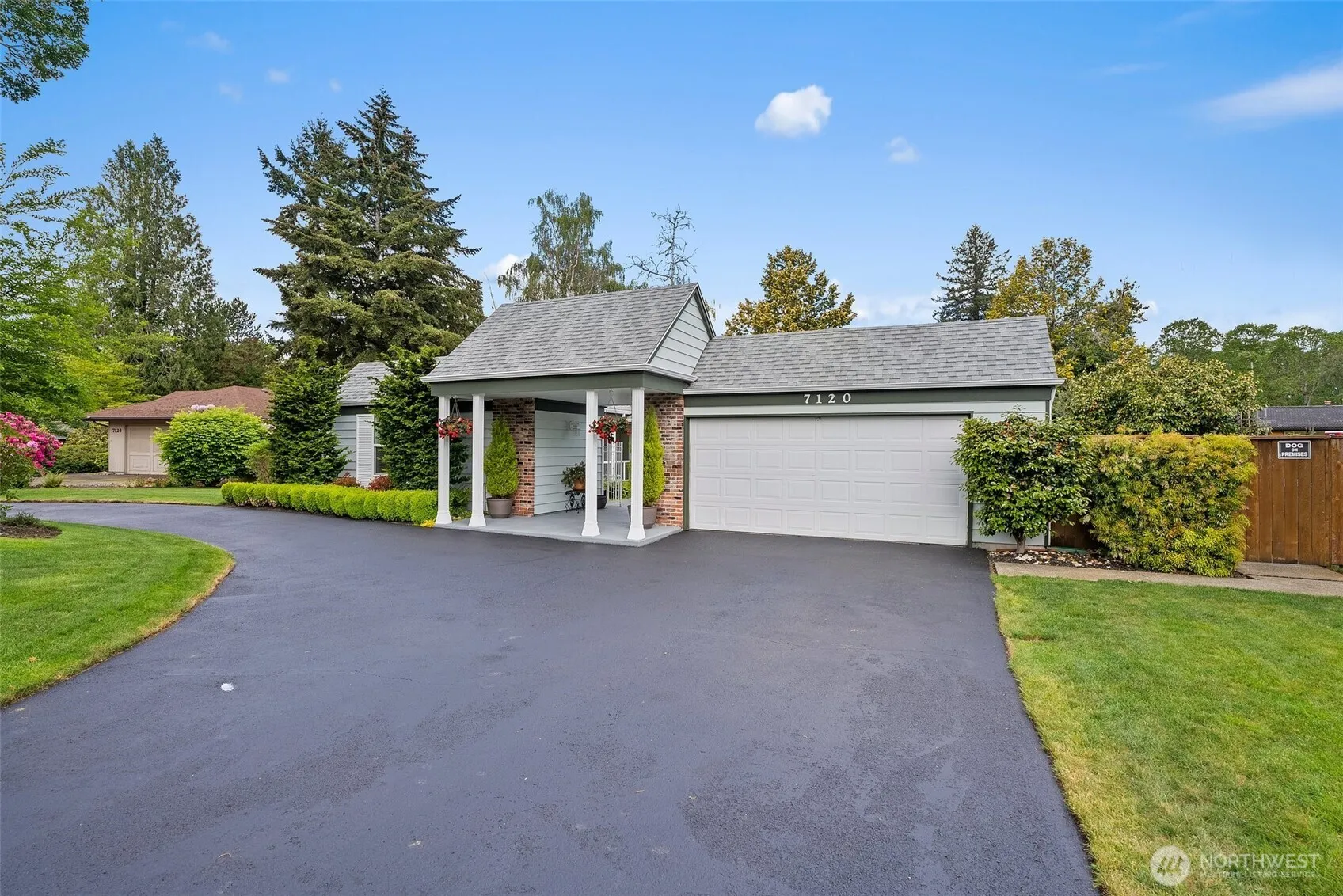 Property photo for 7120 Citrine Lane Sw, Lakewood photo 3