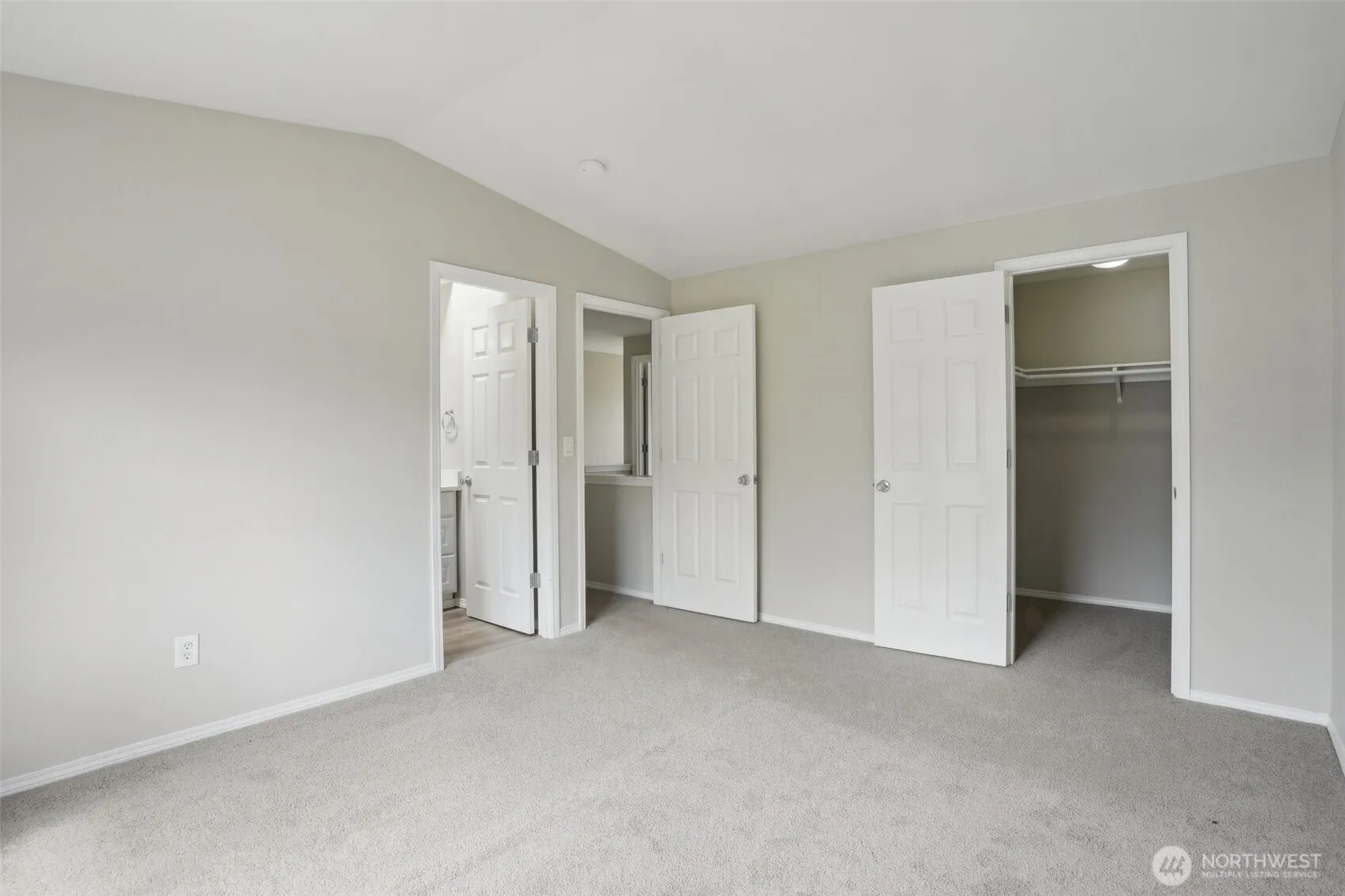 Property photo for 9202 150th Street E, Puyallup photo 4