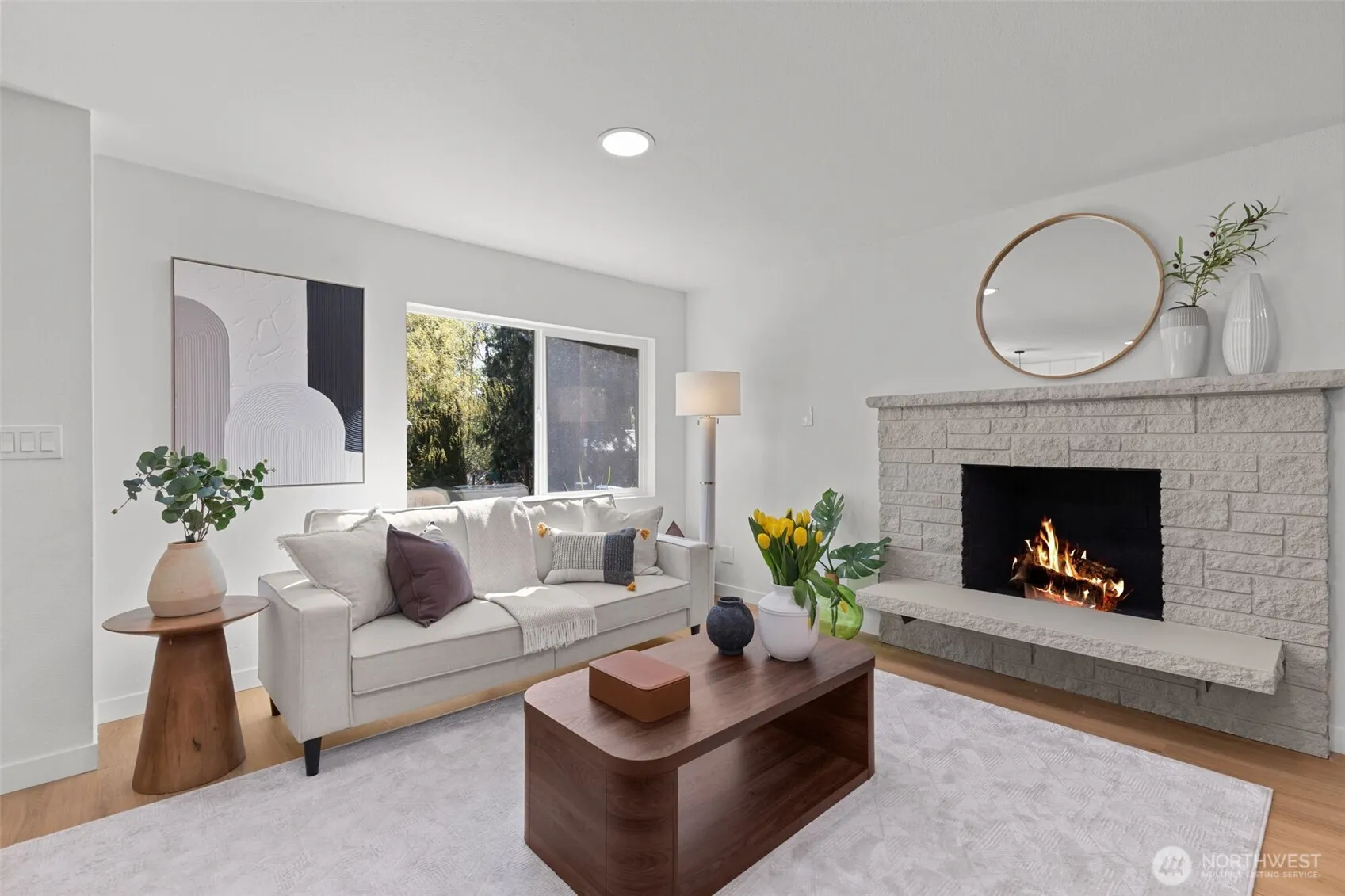 Property photo for 6913 25th Avenue Sw, Seattle photo 5
