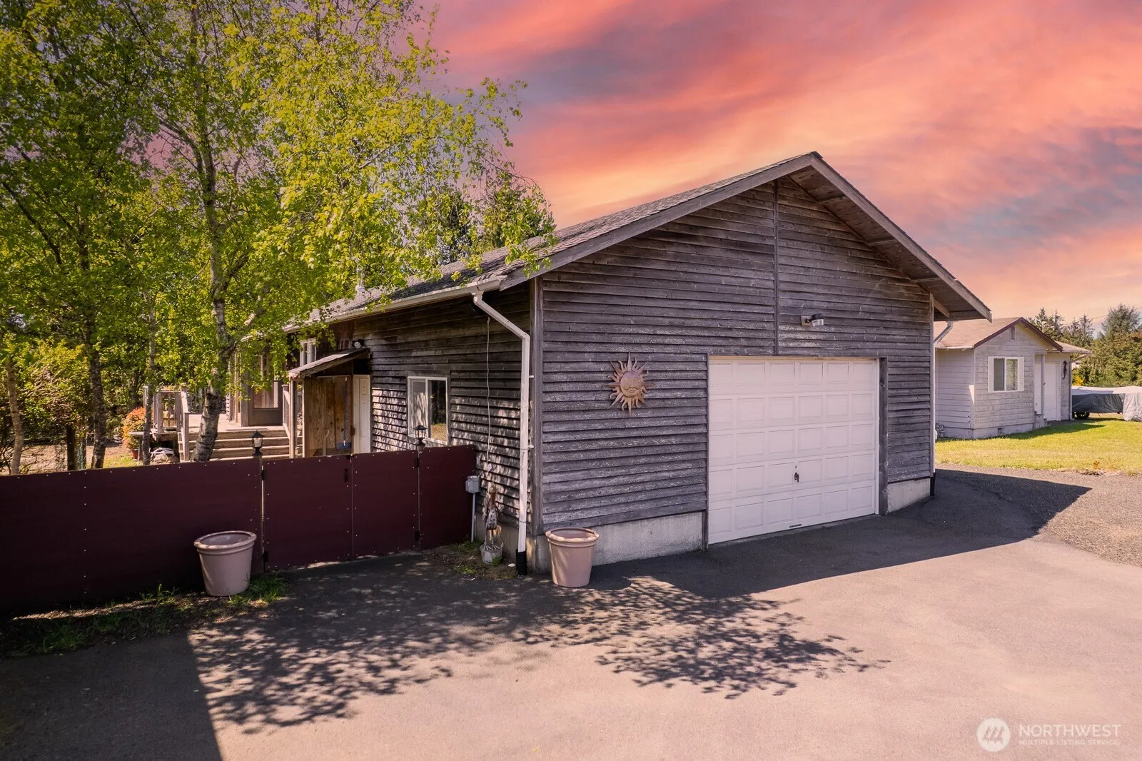 Property photo for 925 Point Brown Avenue Sw, Ocean Shores