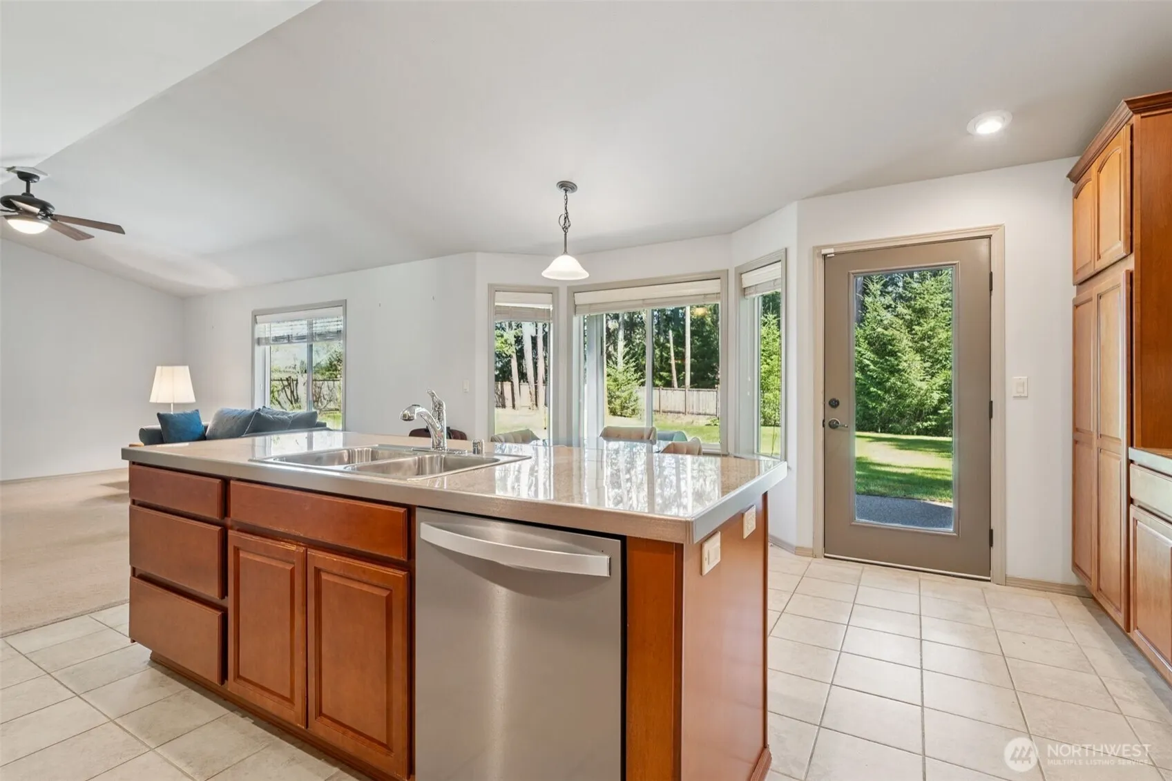 Property photo for 9124 Yelm Highway Se, Olympia photo 5