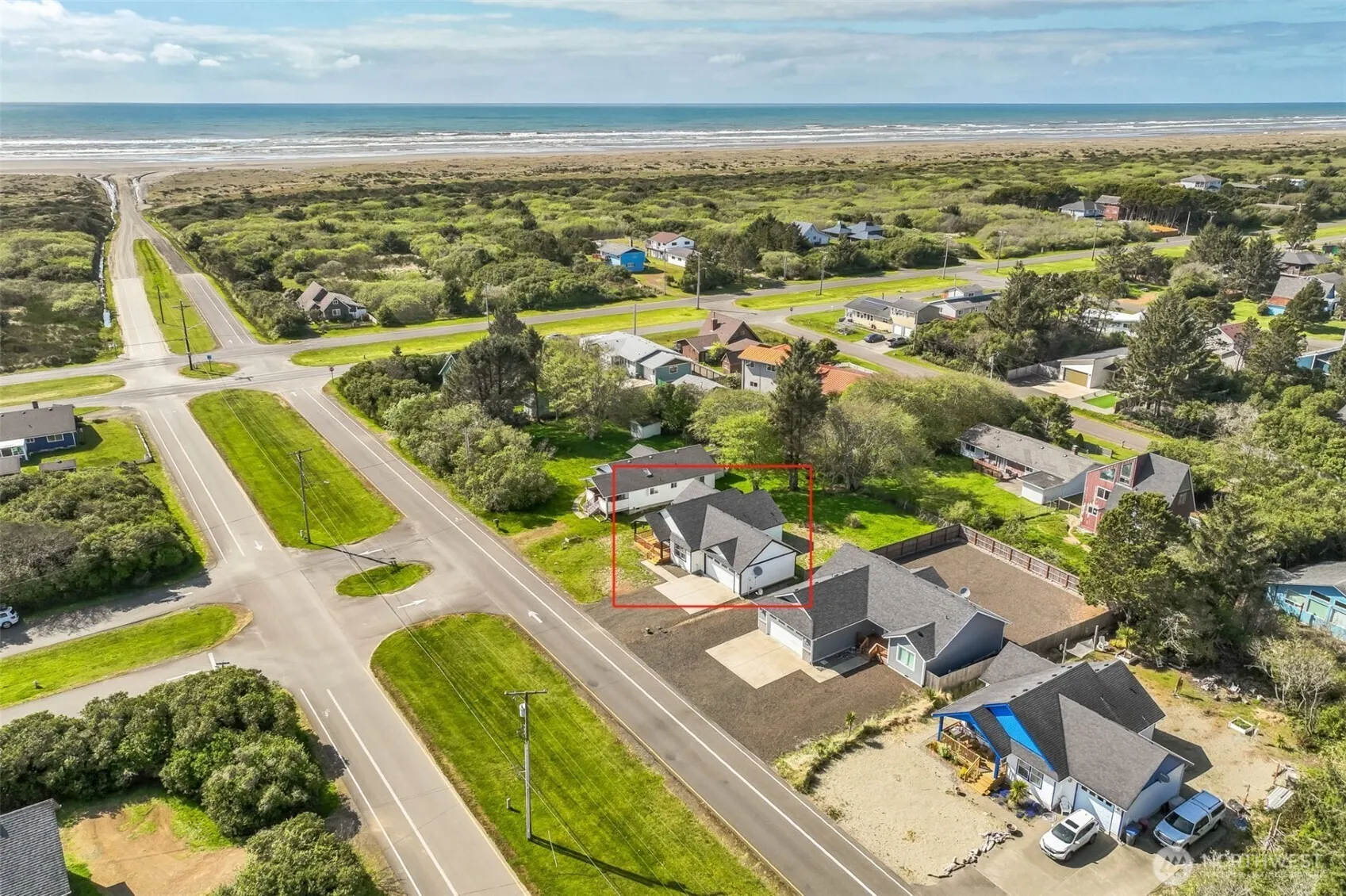 Property photo for 178 Pacific Boulevard Nw, Ocean Shores photo 2
