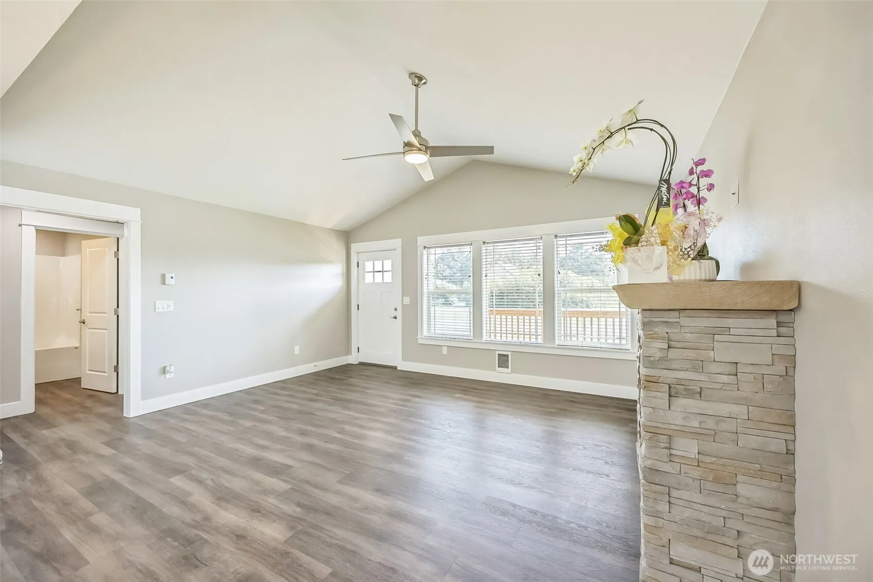 Property photo for 178 Pacific Boulevard Nw, Ocean Shores photo 4