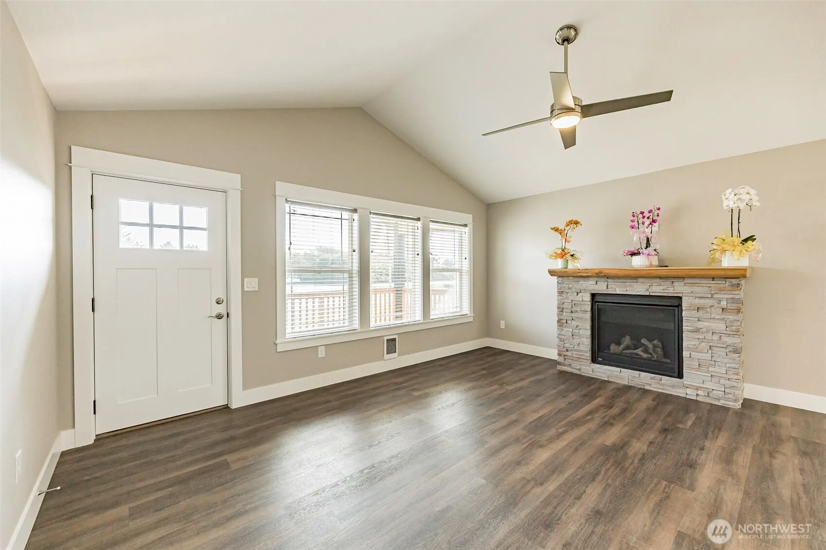 Property photo for 178 Pacific Boulevard Nw, Ocean Shores photo 5
