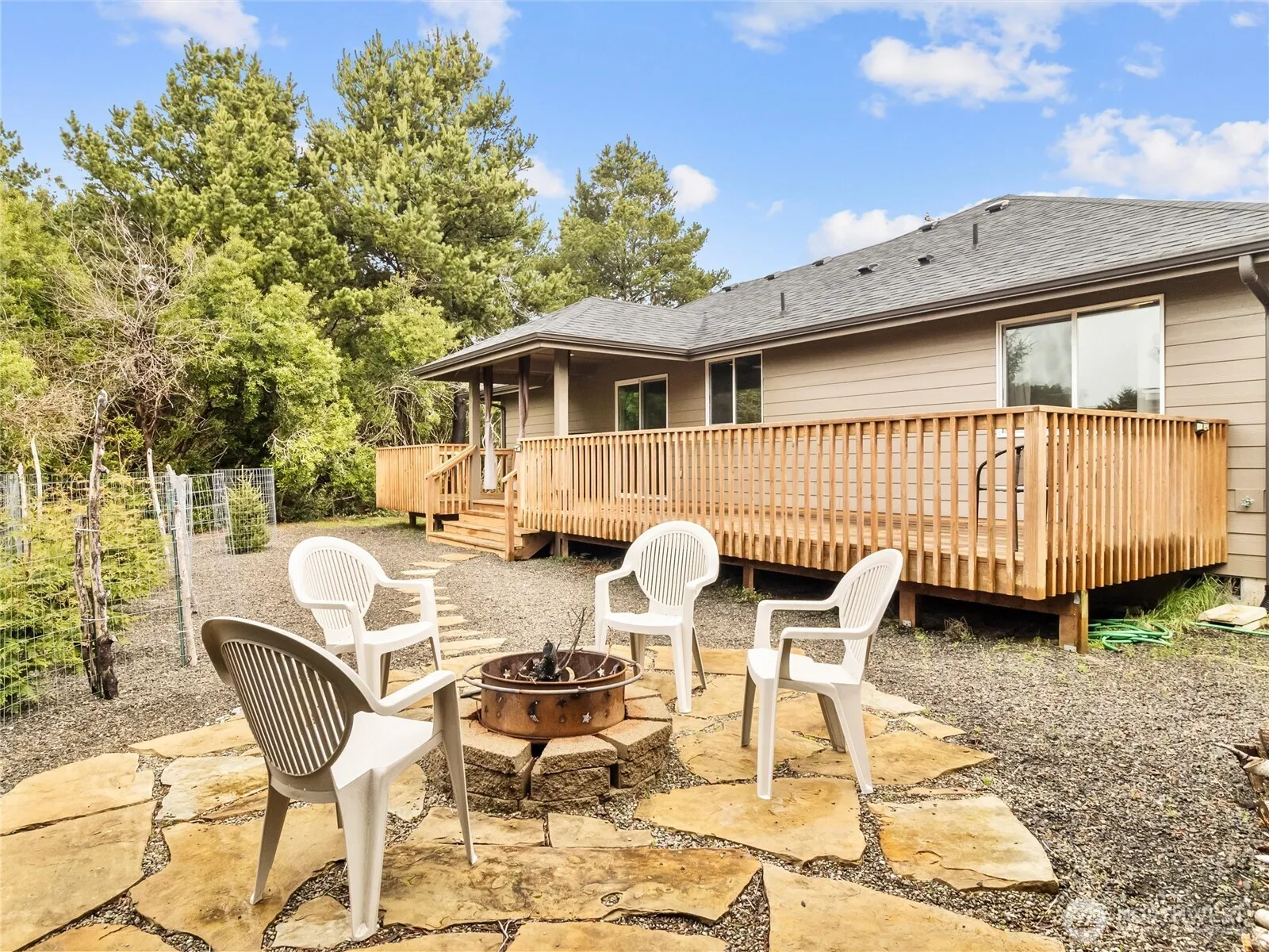 Property photo for 449 St Sw Yorkmar, Ocean Shores