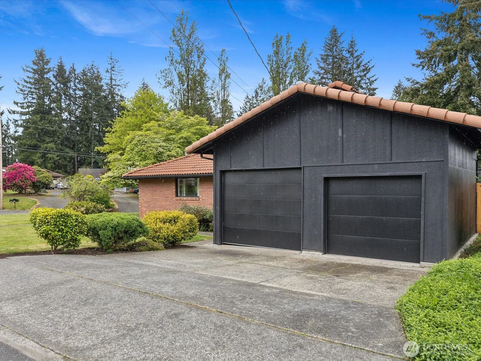 Property photo for 233 Highland Road, Everett photo 2