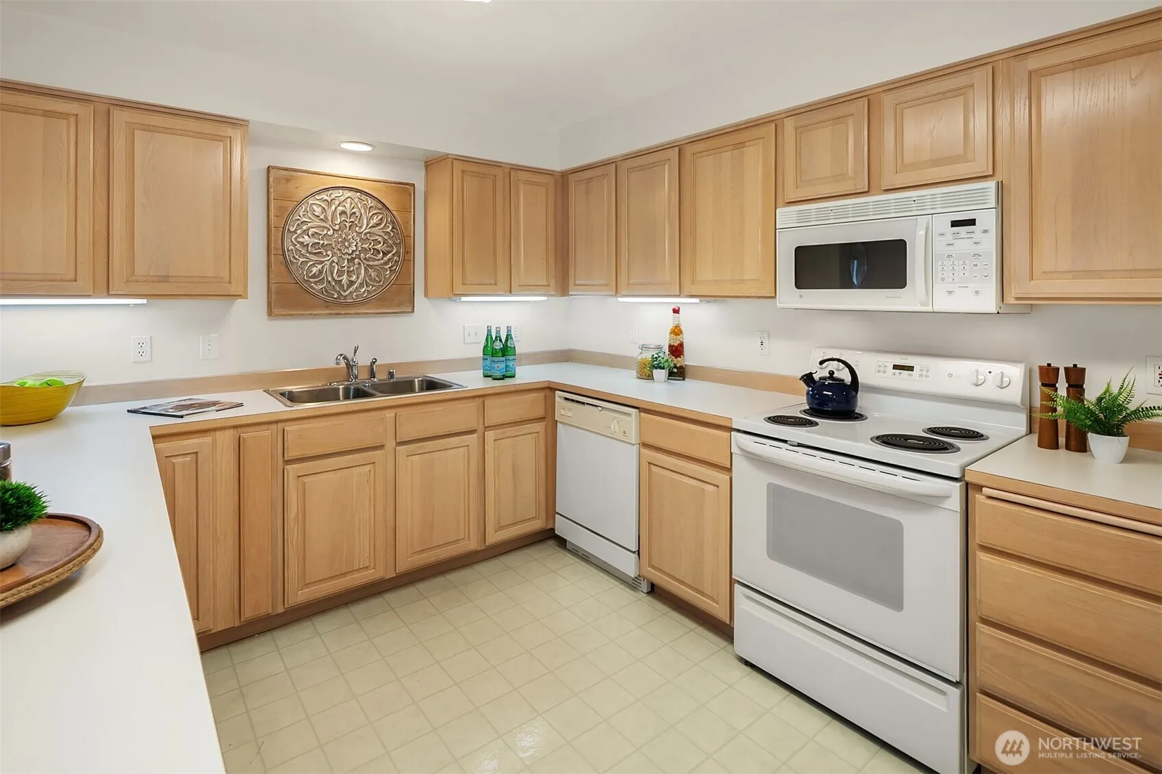 Property photo for 22535 Se Highland Circle #104, Issaquah photo 4