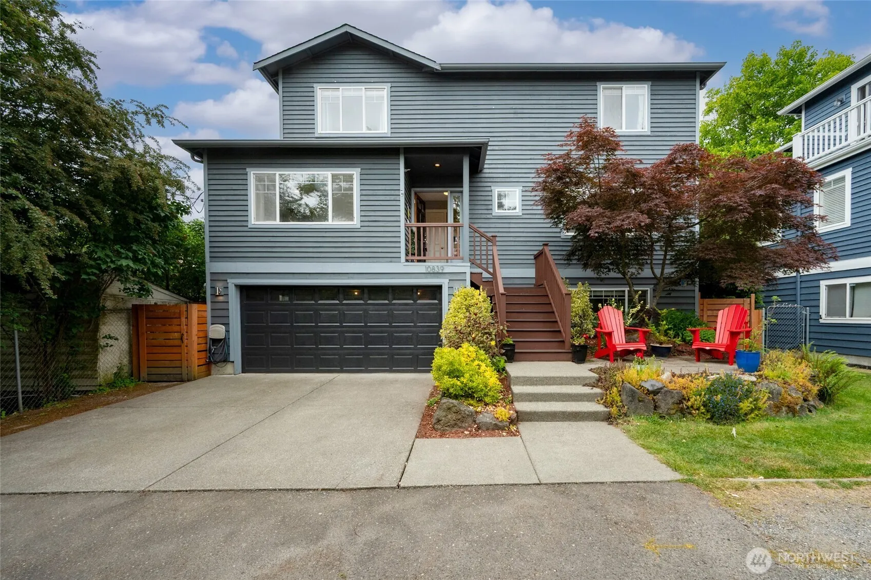 Property photo for 10839 35th Avenue Sw, Seattle