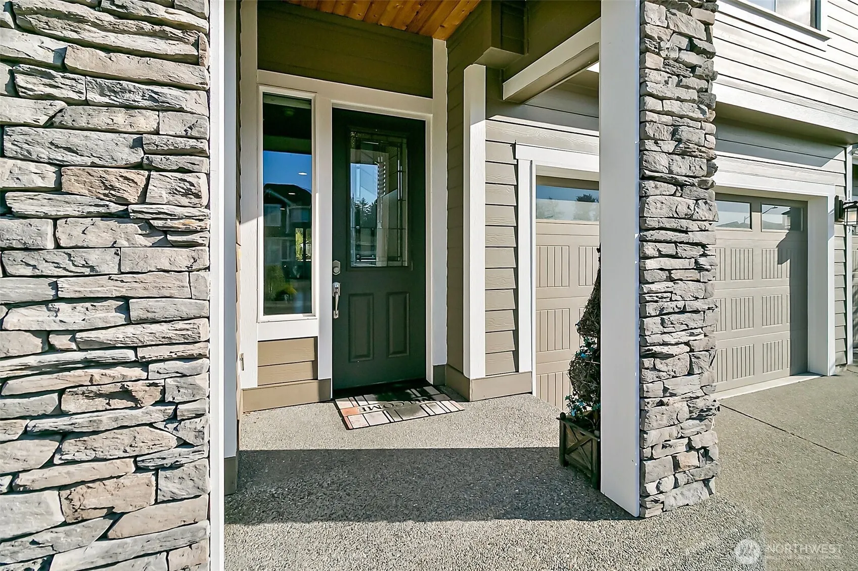 Property photo for 12723 173rd Street Ct E, Puyallup photo 2