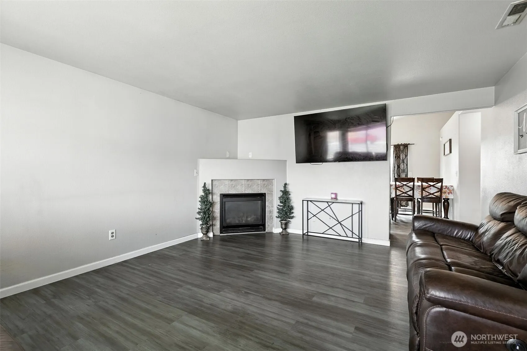 Property photo for 202 Saint Helens Ave, Moxee photo 4