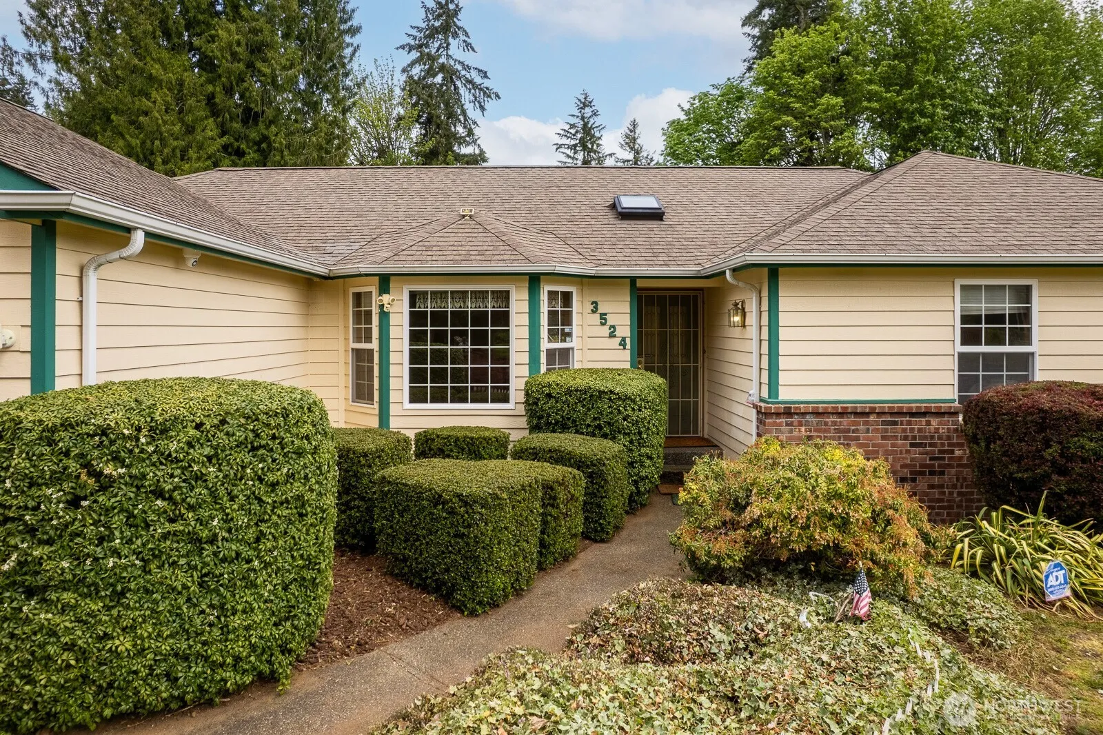 Property photo for 3524 43rd Avenue Se, Olympia