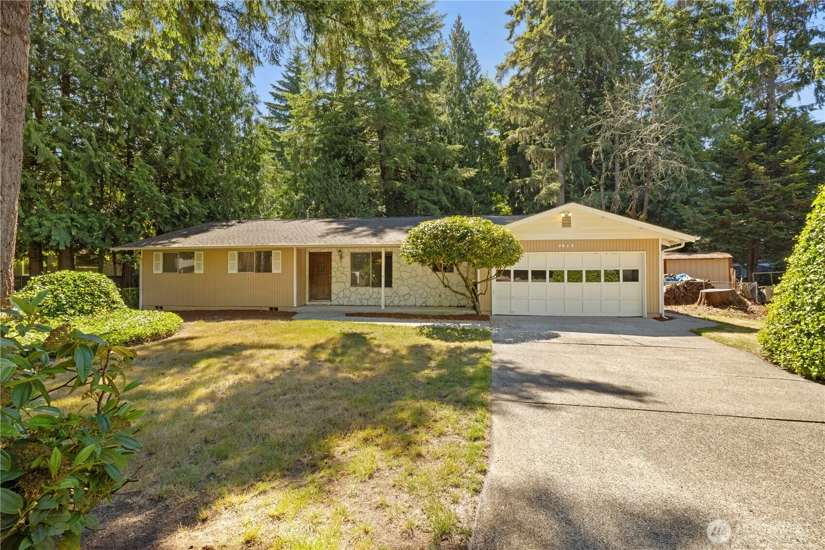 Property photo for 3613 Donnelly Drive Se, Olympia photo 2
