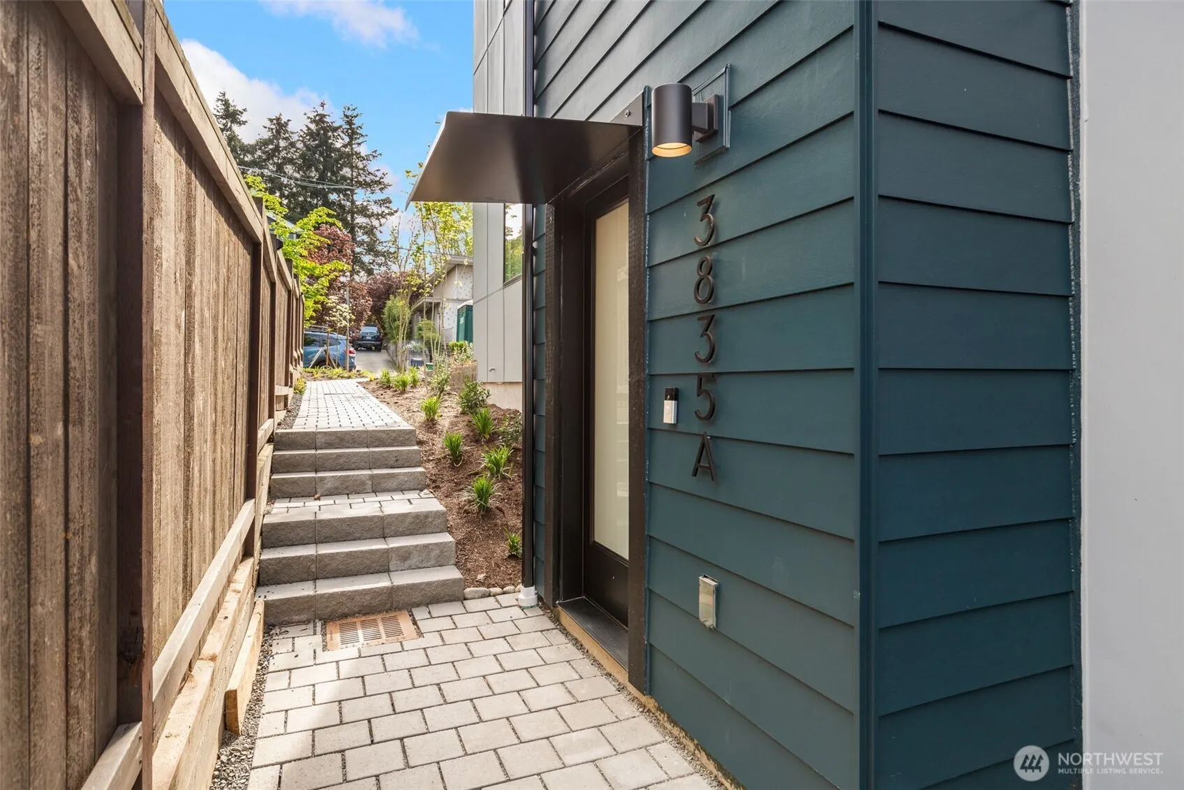 Property photo for 3831 A Woodlawn Avenue N, Seattle