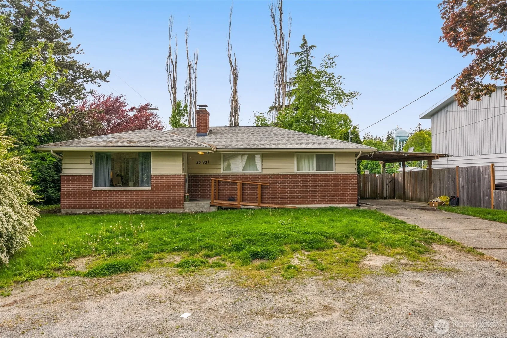 Property photo for 23931 99th Avenue S, Kent photo 2