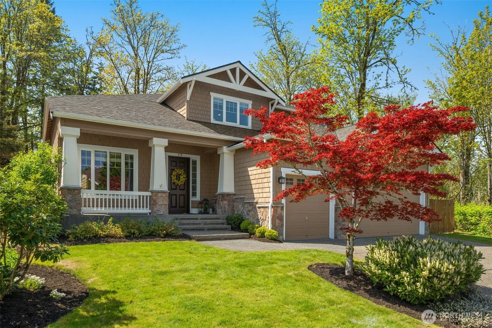Property photo for 119 239th Way Se, Sammamish photo 2