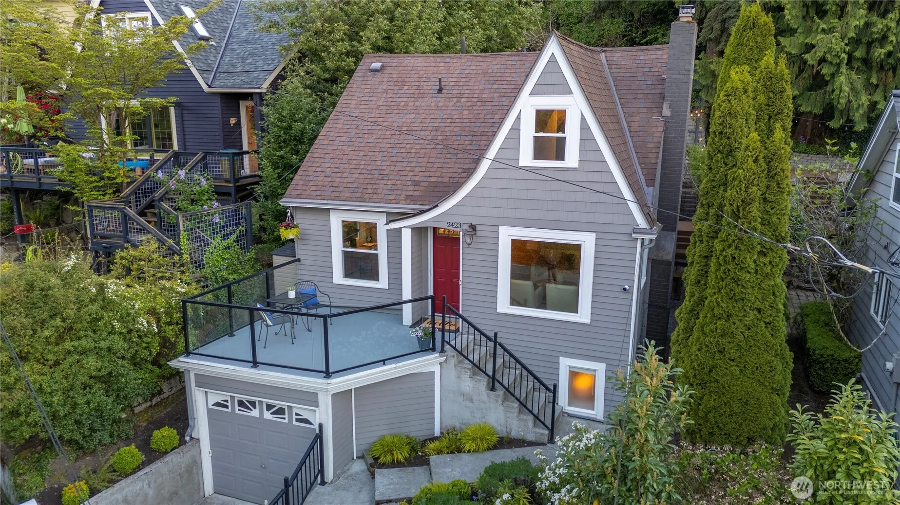 Property photo for 2423 Everett Avenue E, Seattle